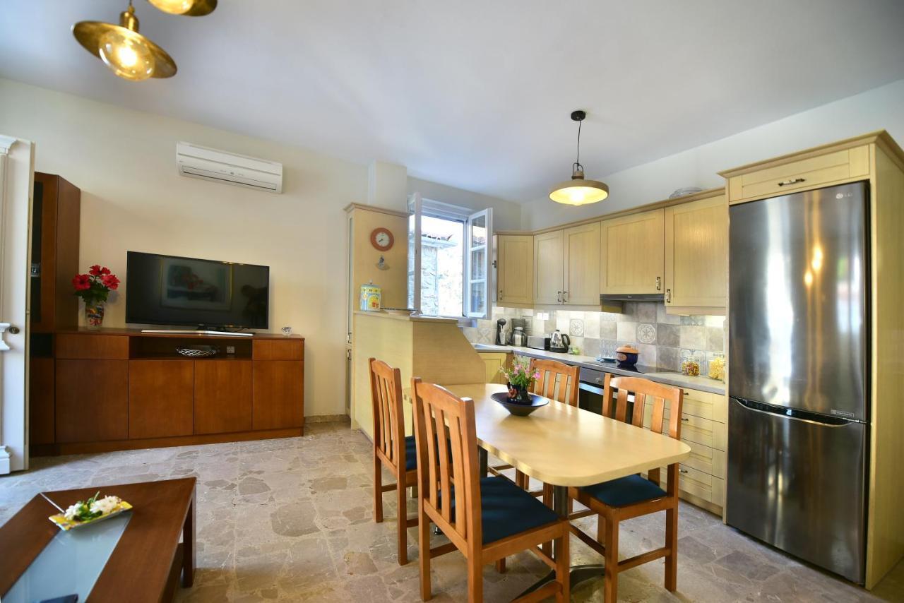 Feel At Home - Family House In Hydra 外观 照片
