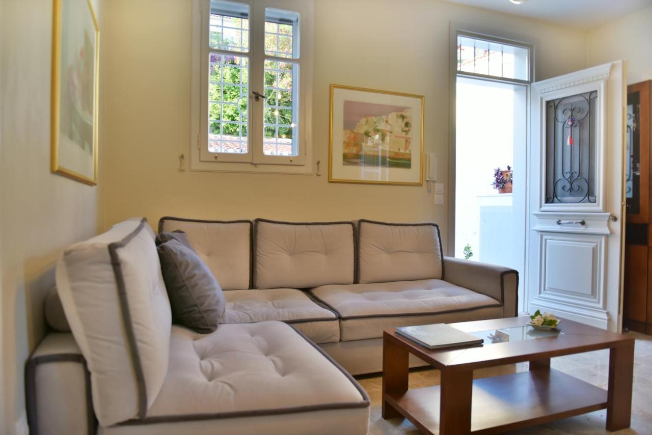 Feel At Home - Family House In Hydra 外观 照片